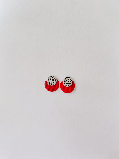 Spicy polka dots